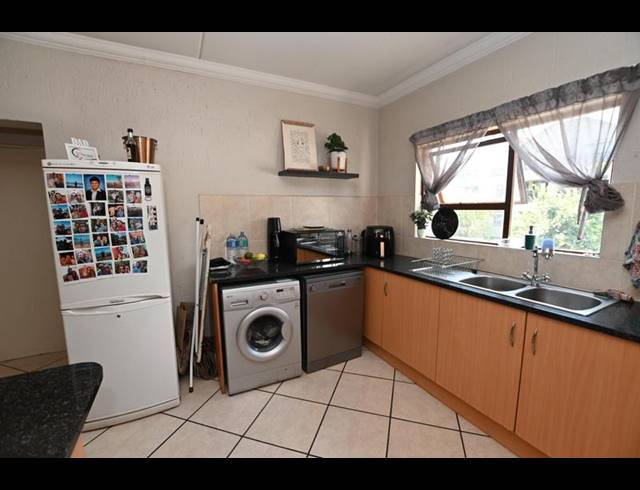 2 BEDROOM APARTMENT FOR SALE IN PAULSHOF